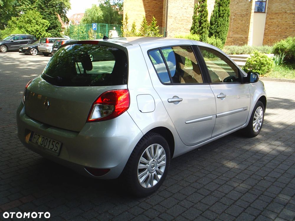 Renault Clio 1.2 16V 75 Dynamique - 6