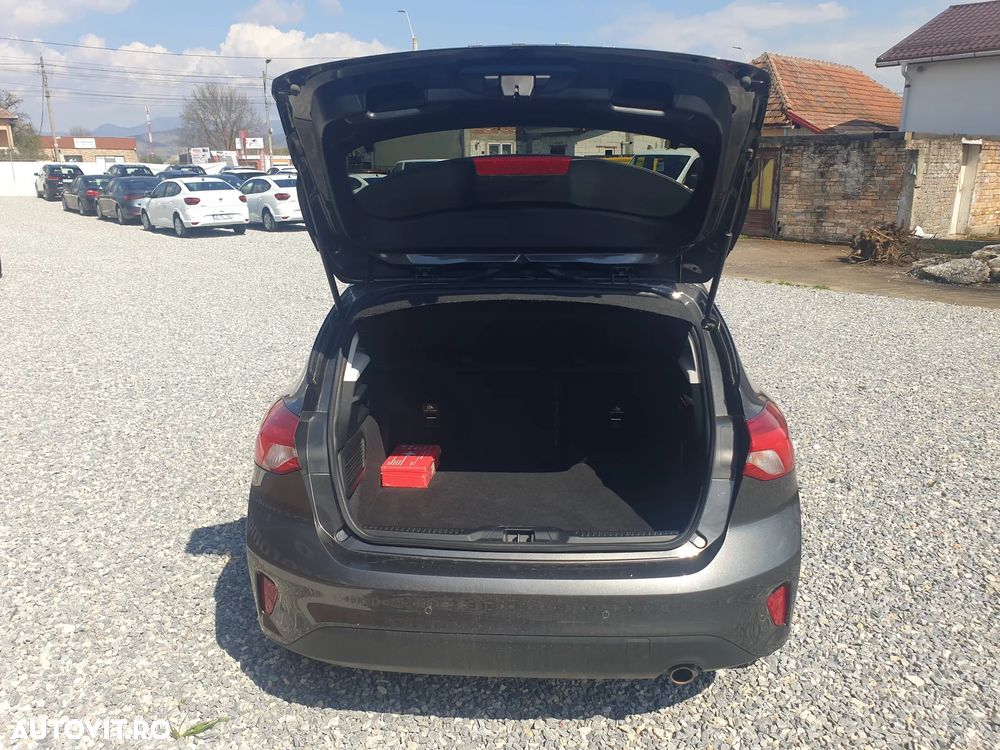 Ford Focus 1.0 EcoBoost Titanium - 10