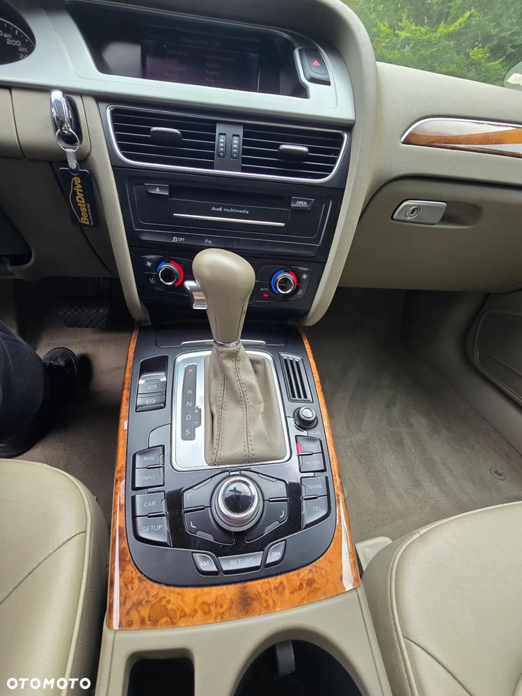 Audi A4 Avant 2.0 TFSI quattro S tronic Attraction - 12