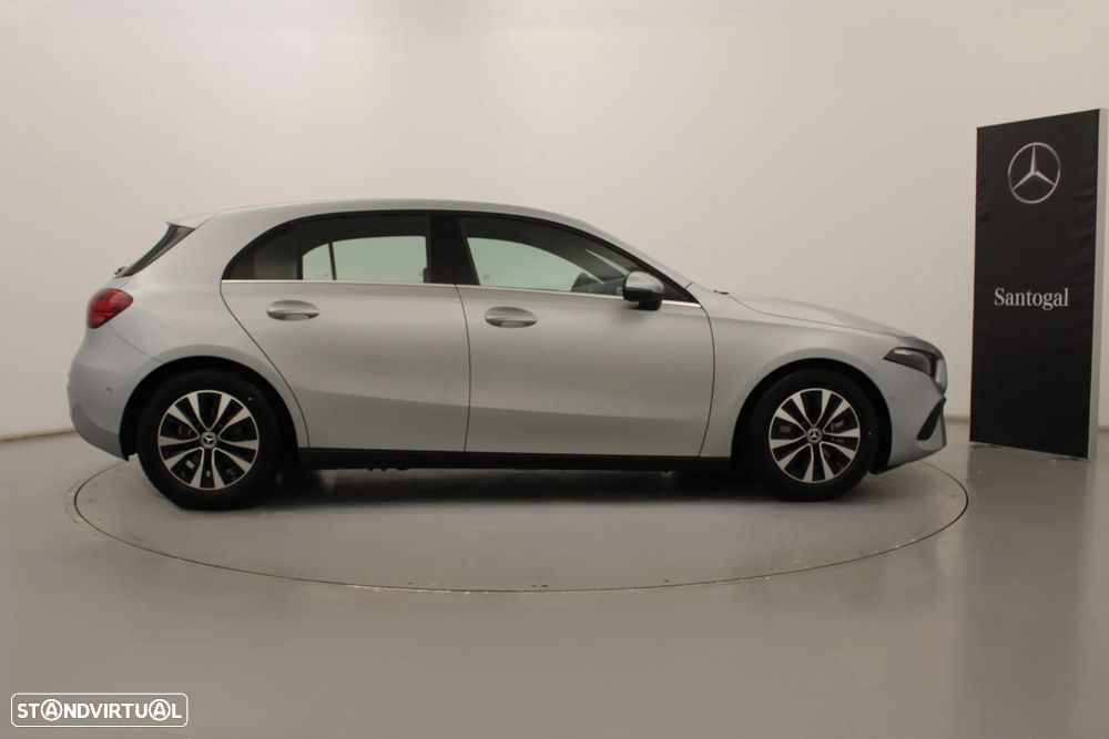 Mercedes-Benz A 200 Standard - 4