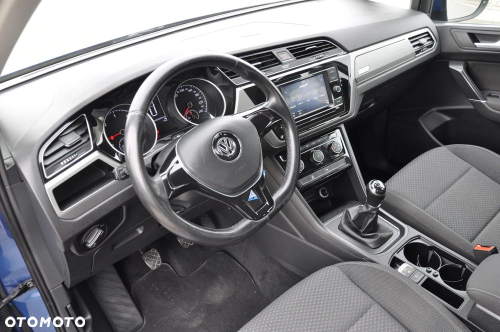 Volkswagen Touran 2.0 TDI SCR (BlueMotion Technology) Comfortline - 32