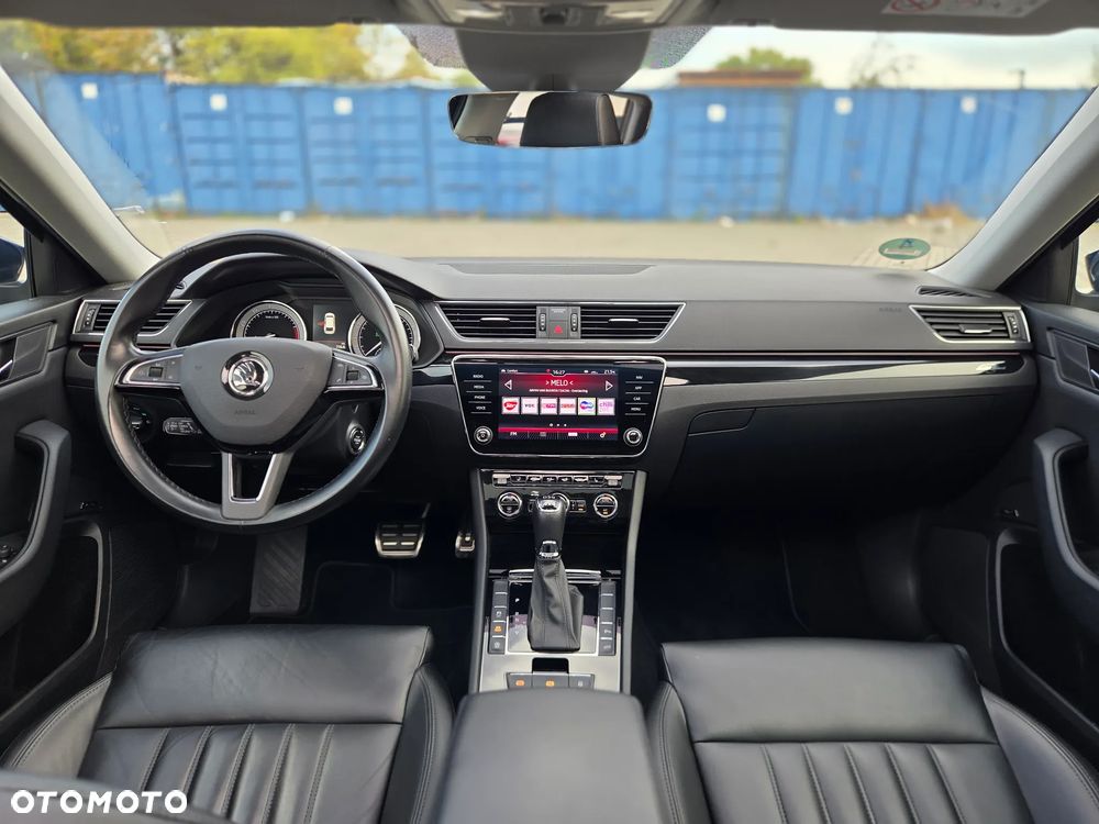 Skoda Superb 2.0 TSI 4x4 L&K DSG - 19