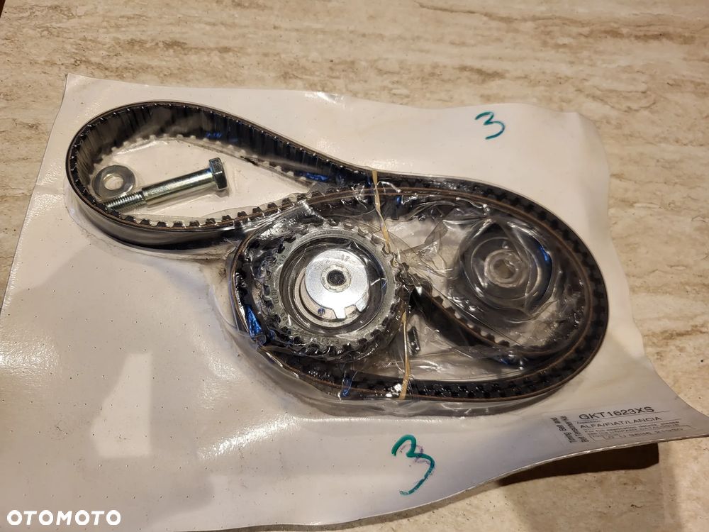 Rozrząd kpl. (pasek + rolki ALFA ROMEO 147, 156, 159, BRERA, GIULIETTA, GIULIETTA/HATCHBACK, GT, SPIDER; CADILLAC BLS; CHEVROLET MALIBU; FIAT 500X, BRAVO II, CROMA 1.9D/2.0D 11.03-