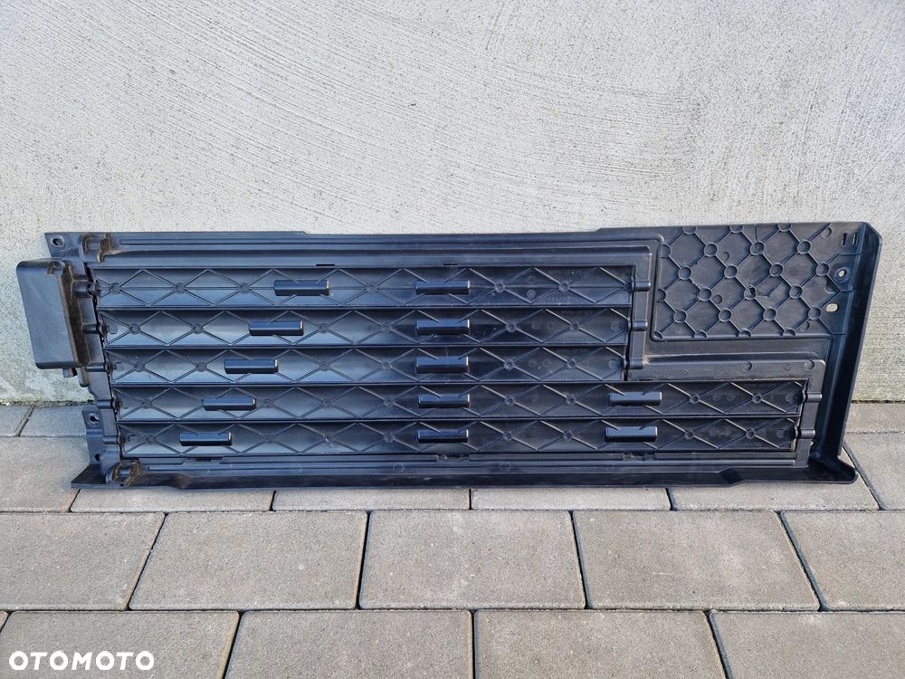 KIEROWNICA POWIETRZA, ŻALUZJA LAND ROVER DEFENDER II 2019-- - 1