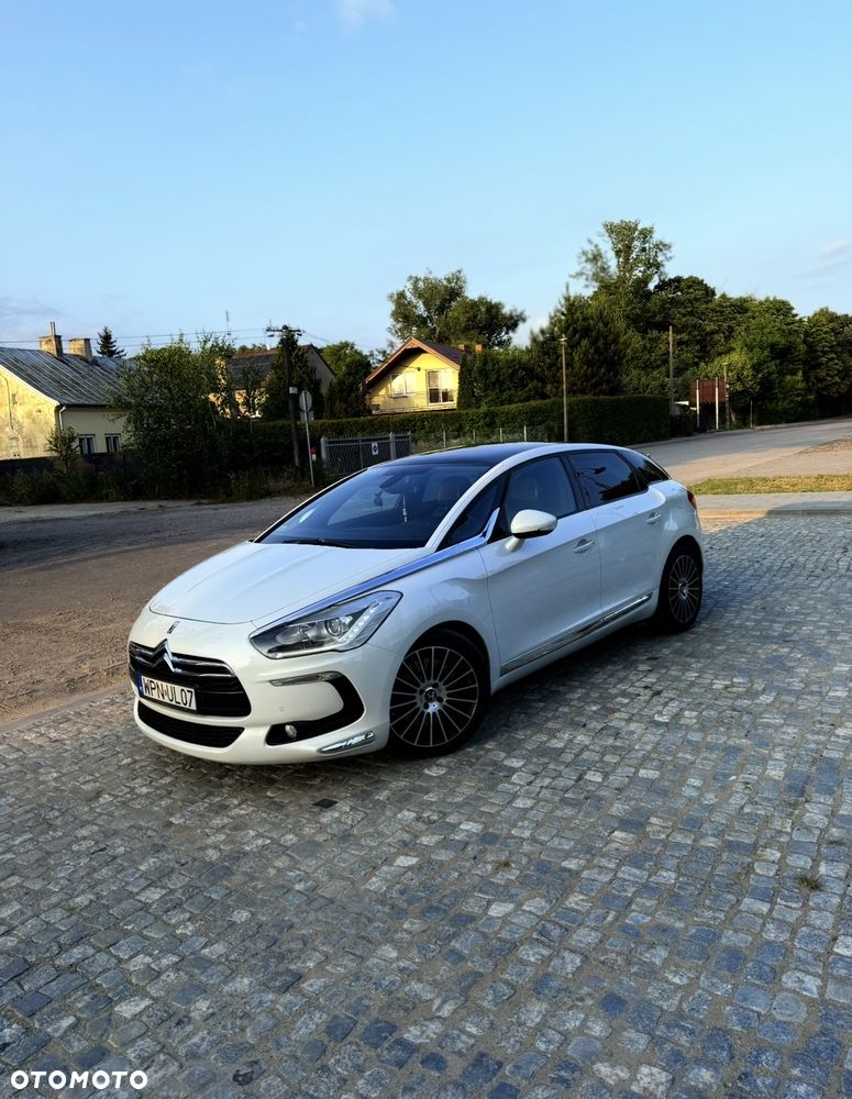 Citroën DS5 HDi 165 SportChic - 3