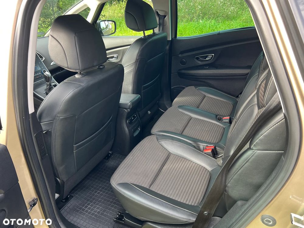 Renault Scenic 1.7 Blue dCi Bose EDC - 10