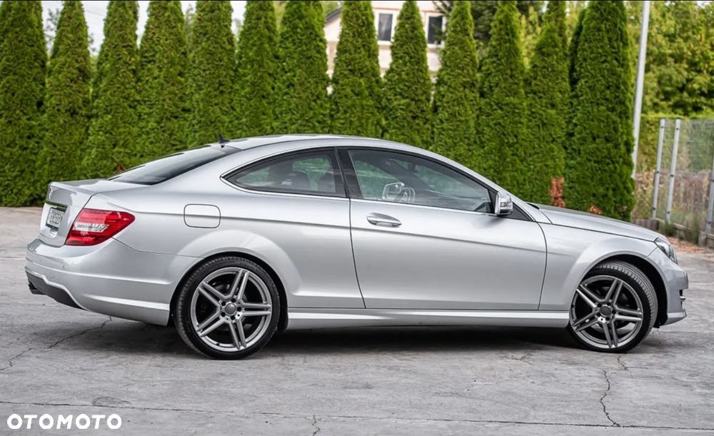 Mercedes-Benz Klasa C 200 Coupe 7G-TRONIC Edition - 12