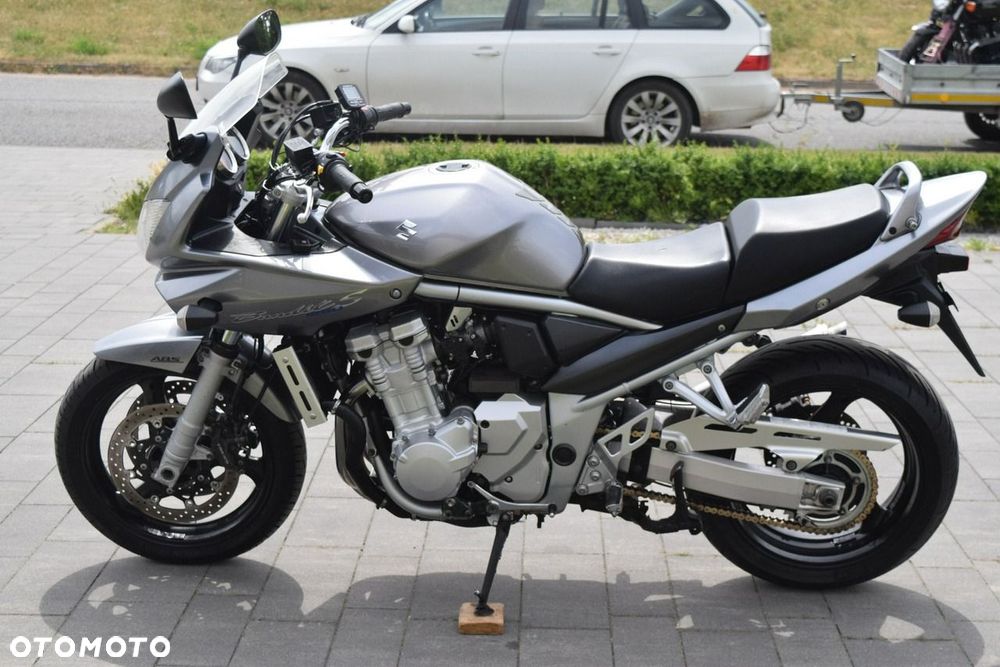 Suzuki Bandit - 12