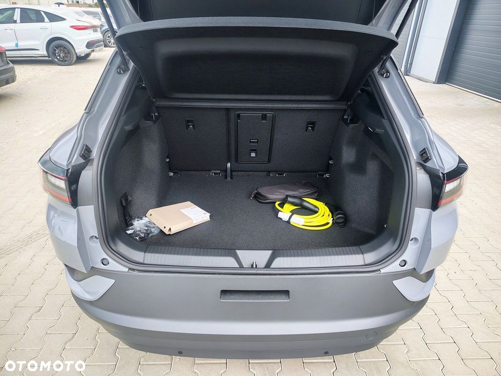 Volkswagen ID.4 - 8