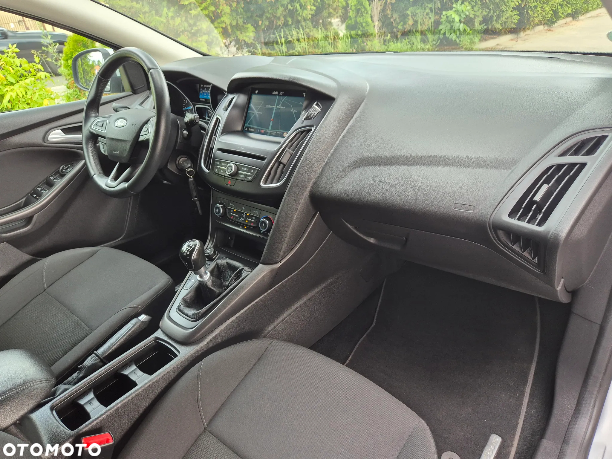 Ford Focus Turnier 1.0 EcoBoost Start-Stopp-System TITANIUM STYLE - 30