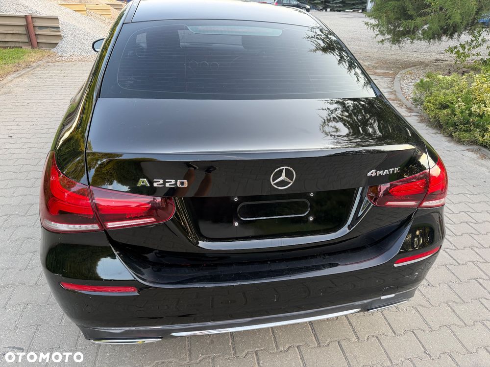 Mercedes-Benz Klasa A 220 4Matic 7G-DCT - 14