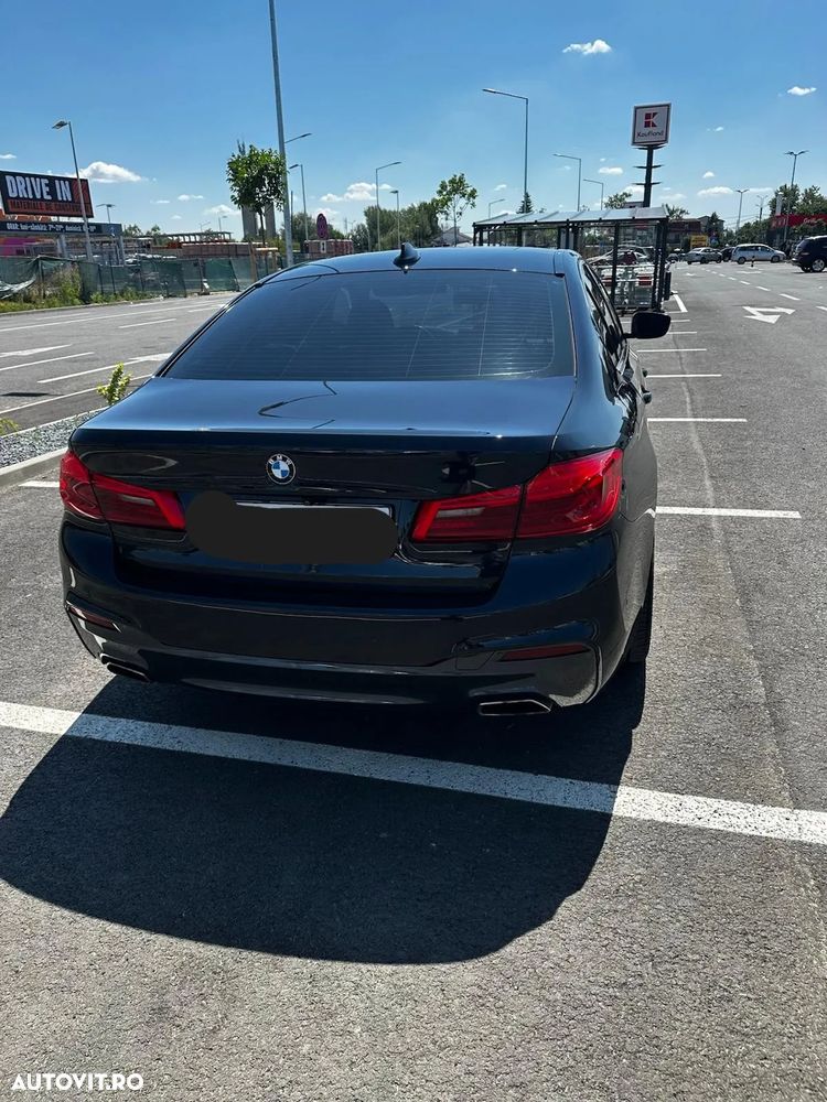 BMW Seria 5 520i AT - 10