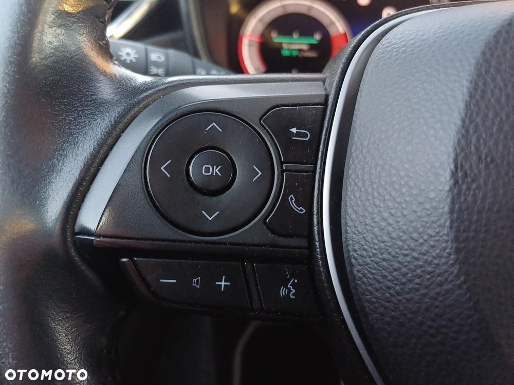 Toyota Corolla 1.8 Hybrid Comfort - 17