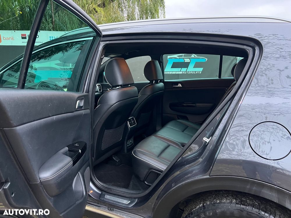 Kia Sportage 2.0 CRDI 2WD Attract - 28