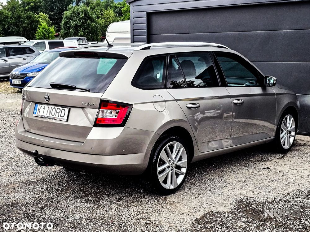 Skoda Fabia 1.2 TSI DSG Style - 10