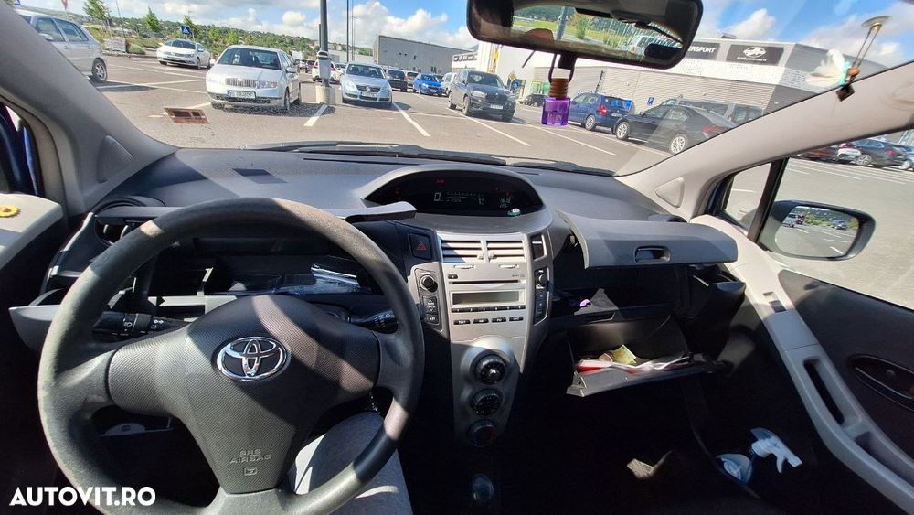 Toyota Yaris 1.3 Luna - 10