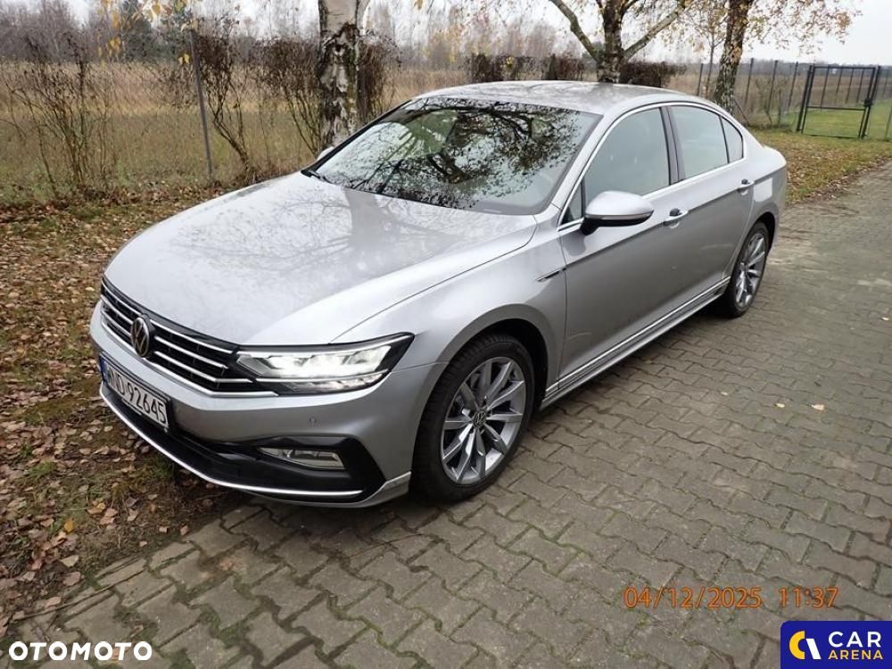 Volkswagen Passat - 4