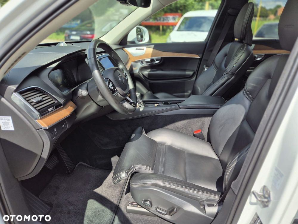 Volvo XC 90 D5 AWD Inscription 7os - 19