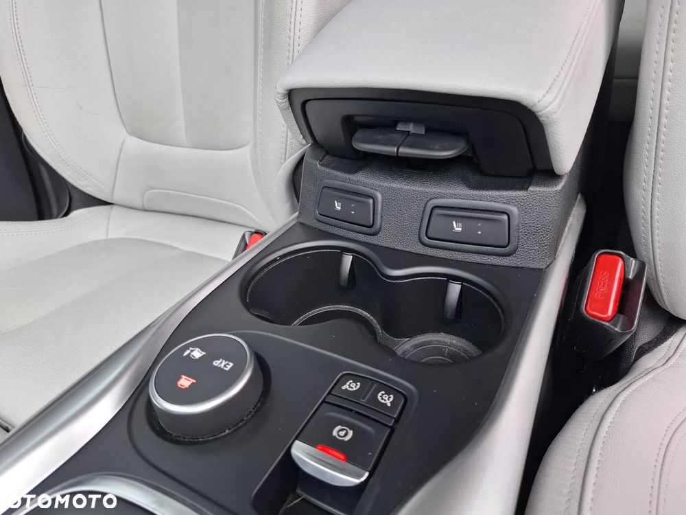 Renault Kadjar BLUE dCi 115 EDC BOSE EDITION - 22