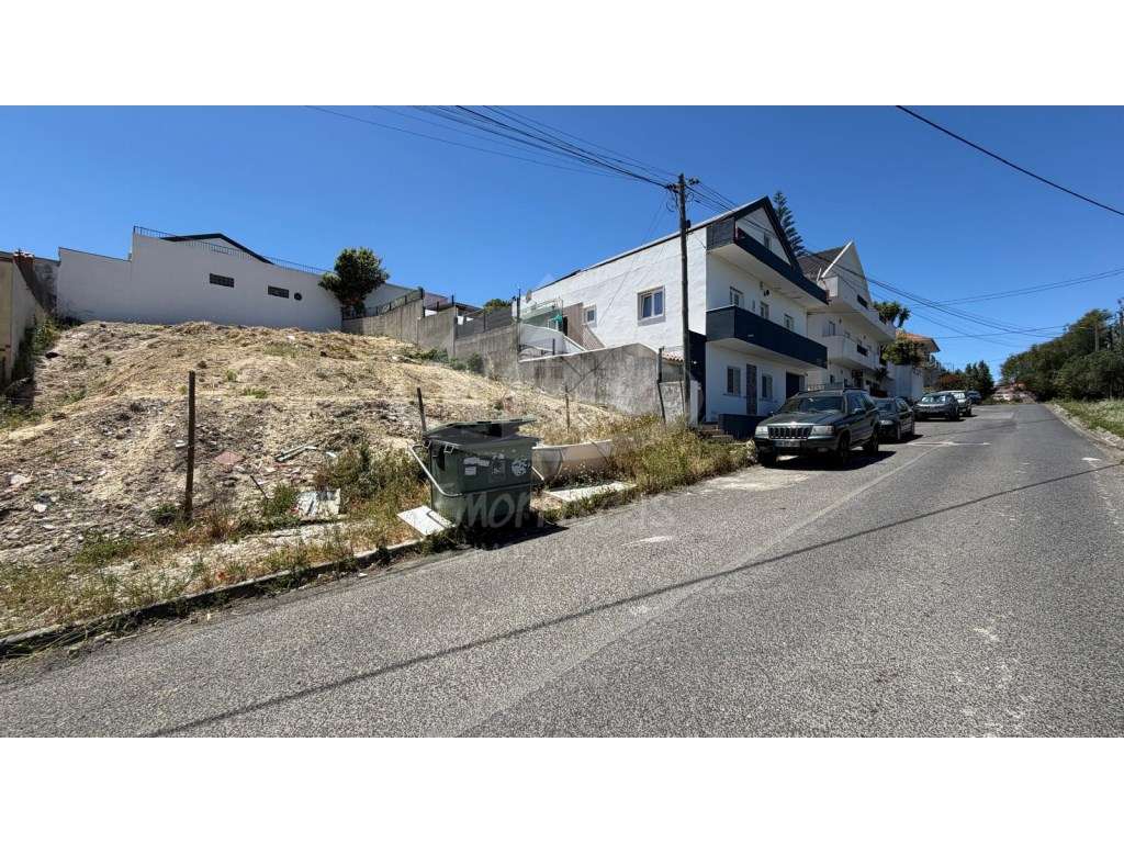 Terreno urbano com 366m2, em Vialonga - Grande imagem: 4/5
