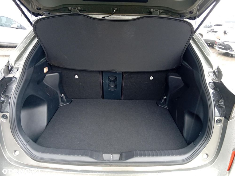 Toyota Yaris Cross - 14