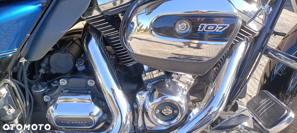 Harley-Davidson Touring Street Glide - 8