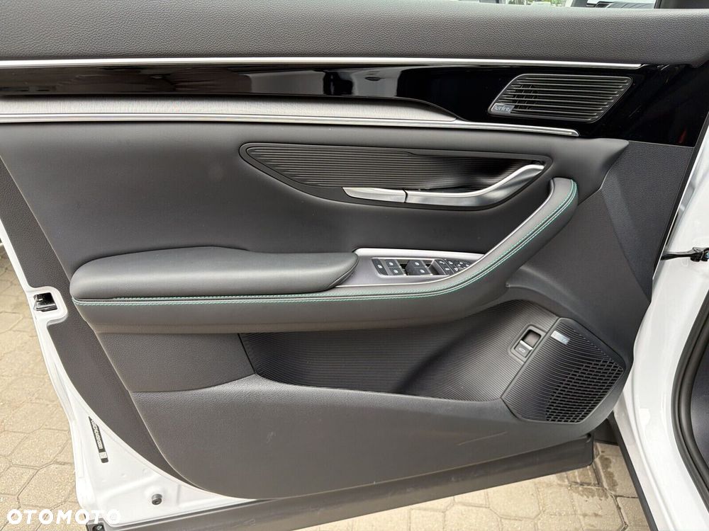 BYD Seal U - 32