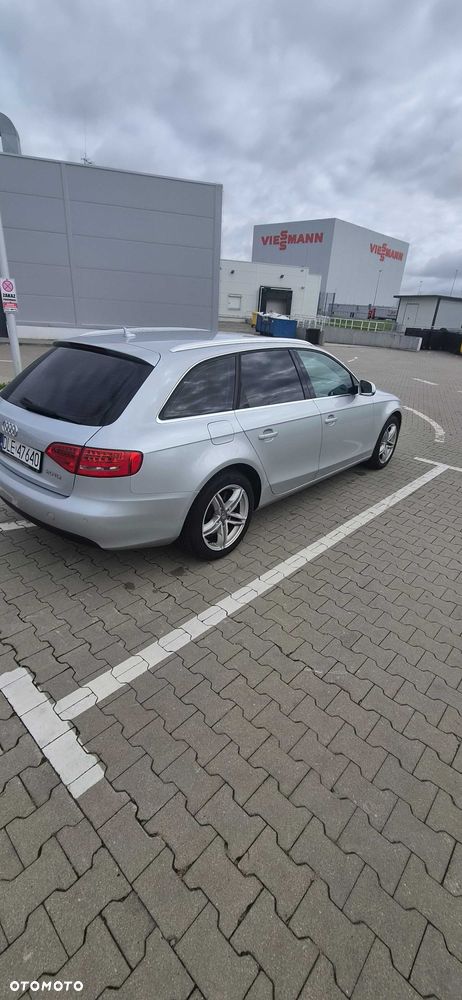 Audi A4 Avant 2009 photo 4