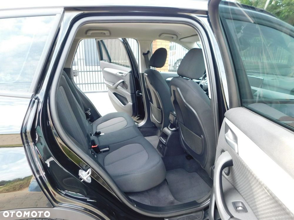 BMW X1 - 8