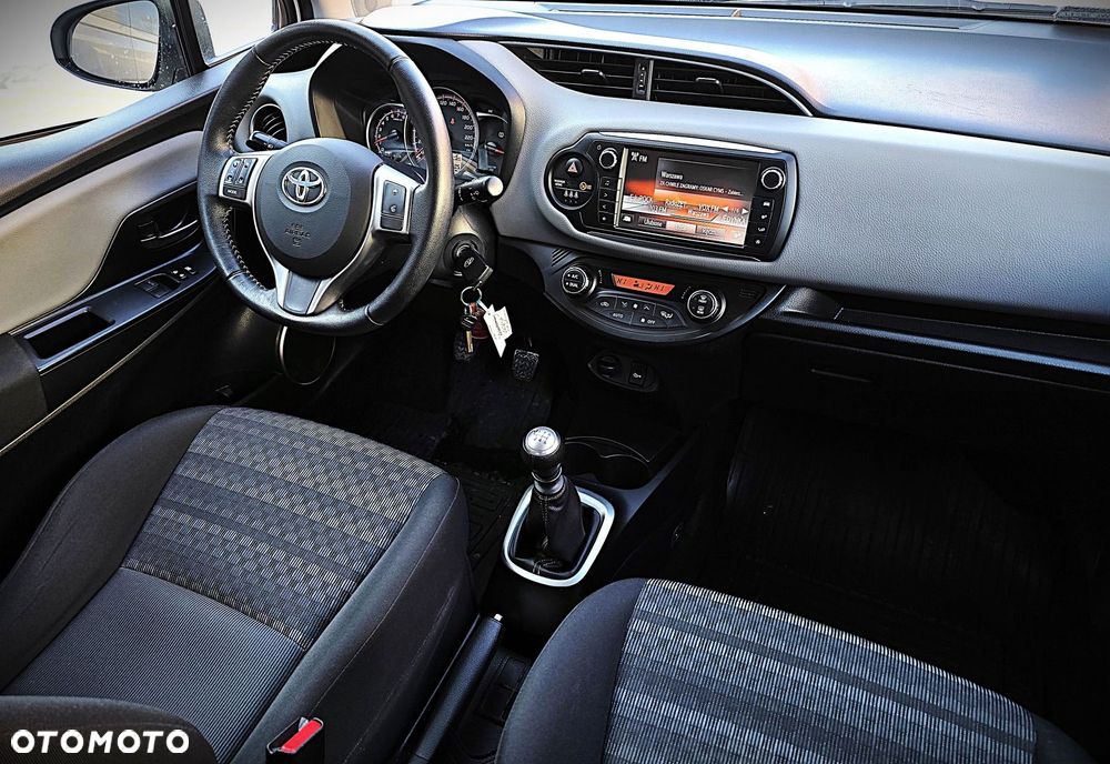 Toyota Yaris - 15