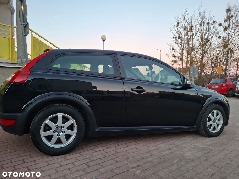 Volvo C30 D2 DRIVe Kinetic - 24