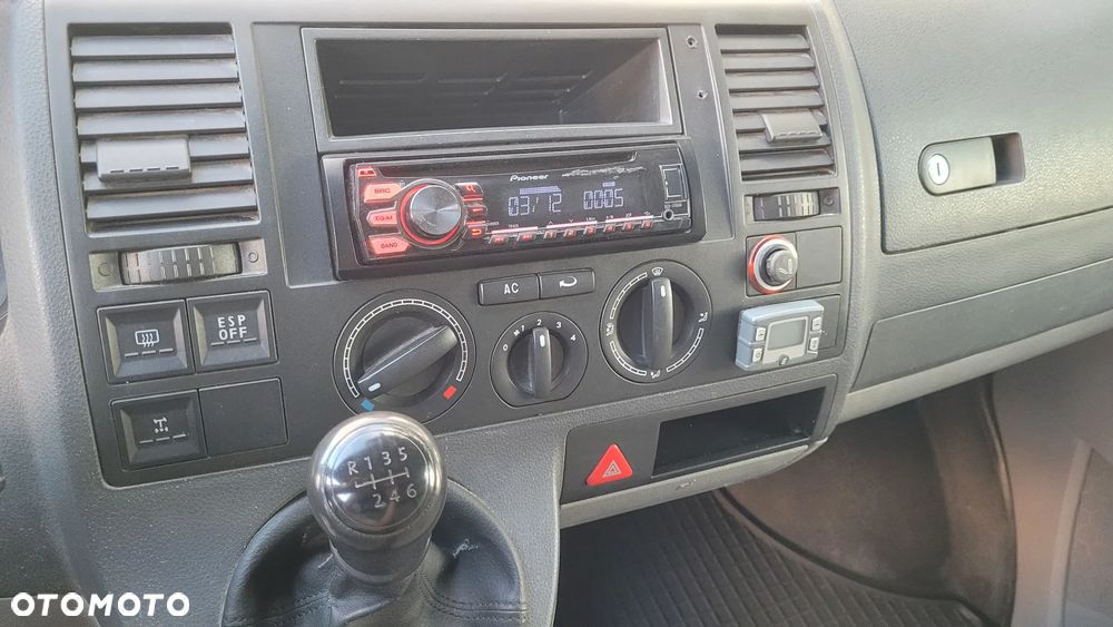 Volkswagen Transporter - 19