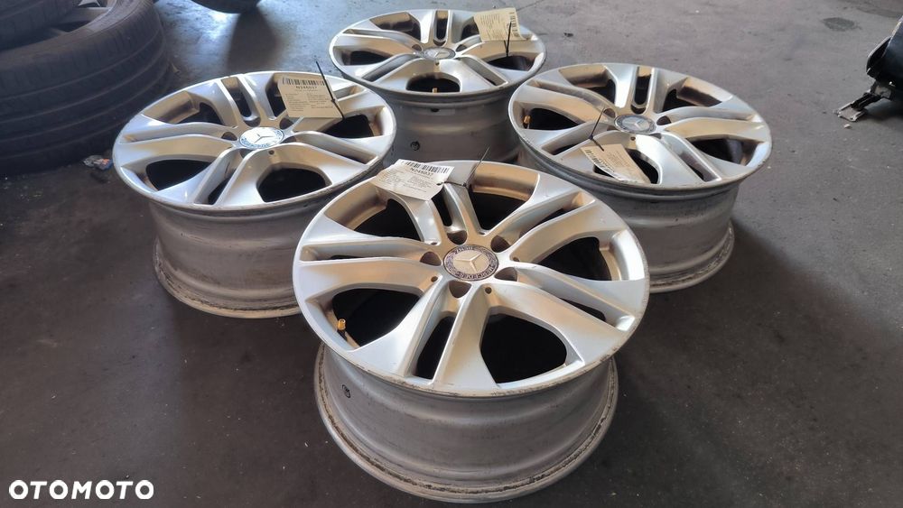 FELGA ALUMINIOWA 17 MERCDES-BENZ KLASA-E W212 A2124010902 - 9