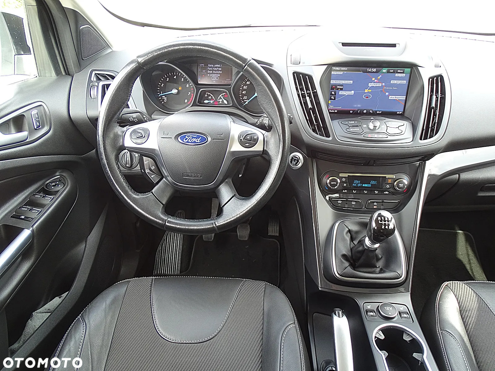 Ford Kuga 1.5 EcoBoost 2x4 Titanium - 8