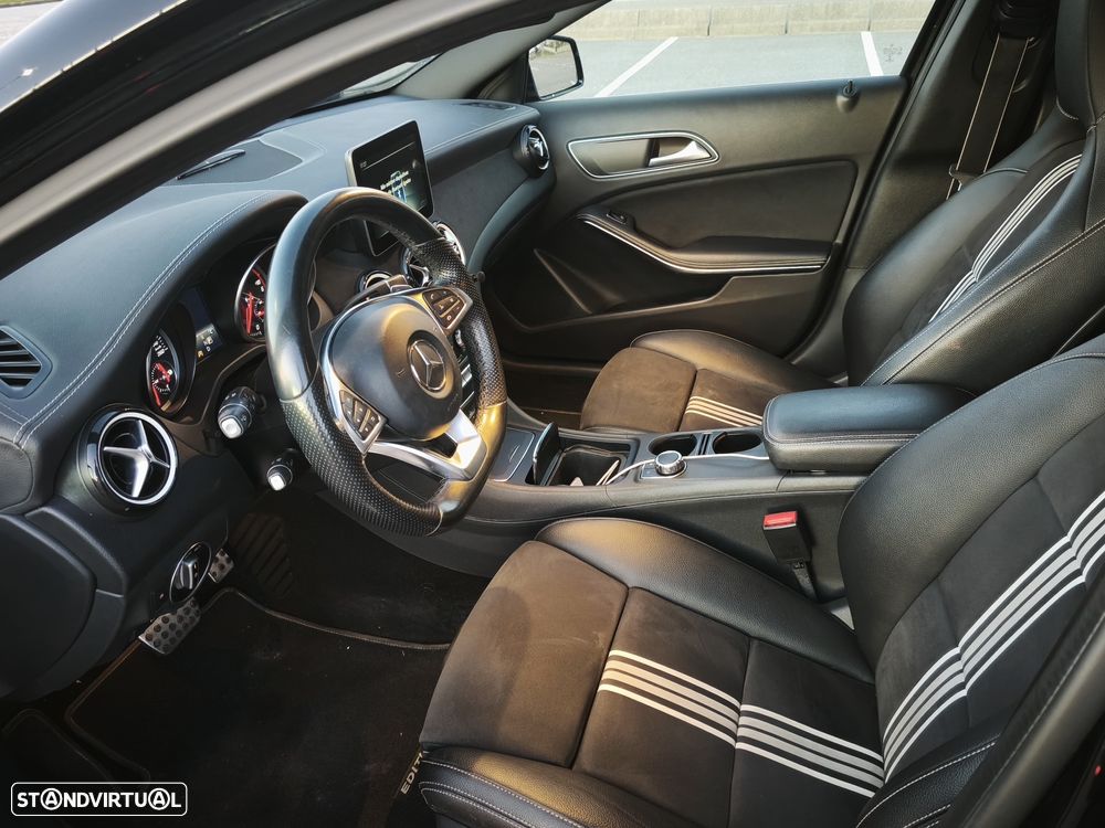 Mercedes-Benz GLA 220 d 4Matic 7G-DCT AMG Line - 32