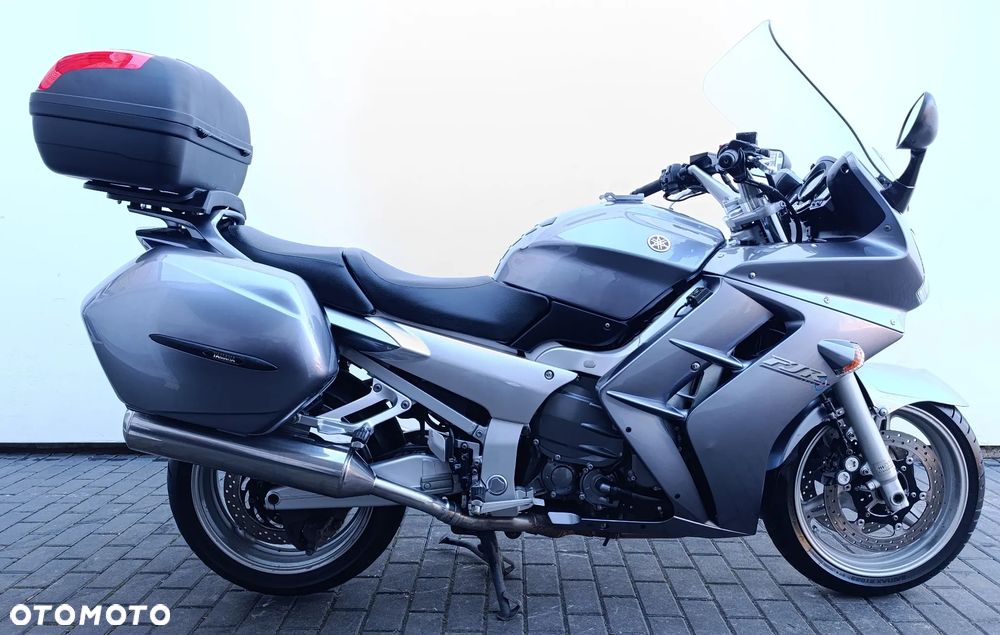 Yamaha FJR - 6