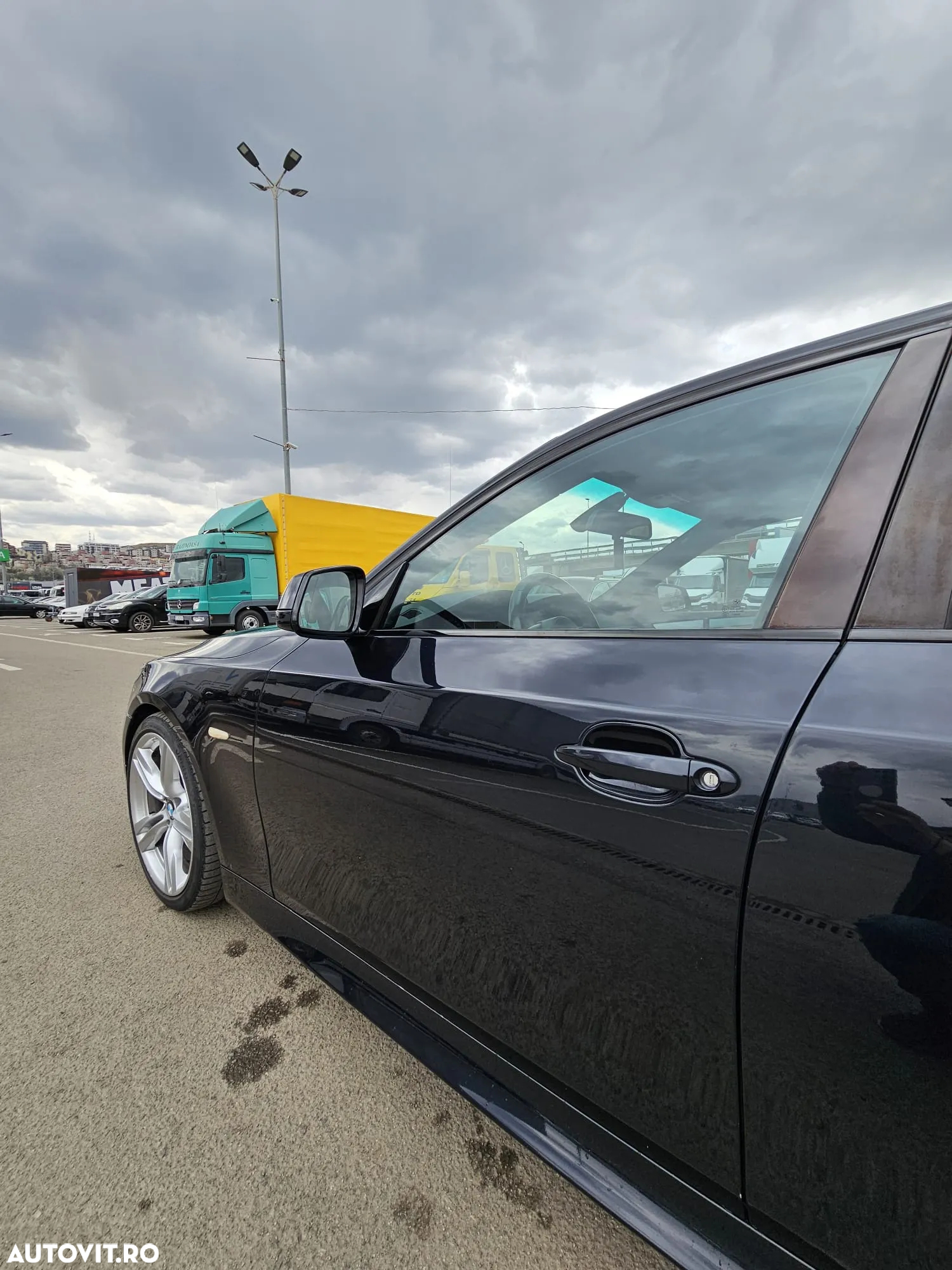 BMW Seria 5 520d - 22