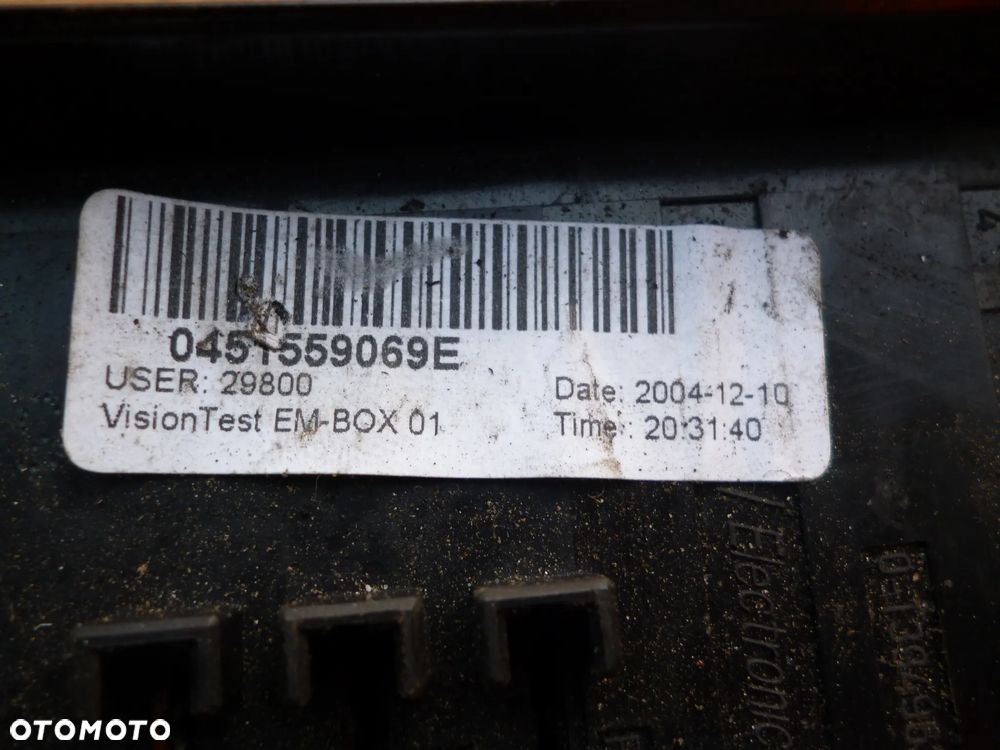 SKODA OCTAVIA II 2.0 TDI ALTERNATOR - 4