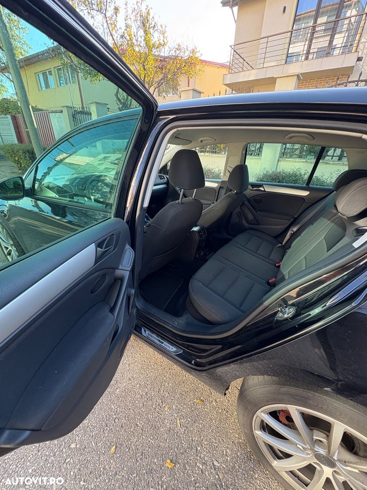 Volkswagen Golf - 17