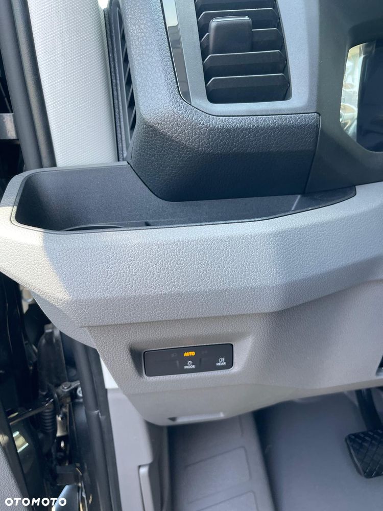 Volkswagen Crafter - 21