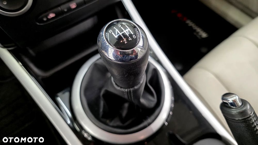 Mazda CX-7 2.2 CD Exclusive - 25