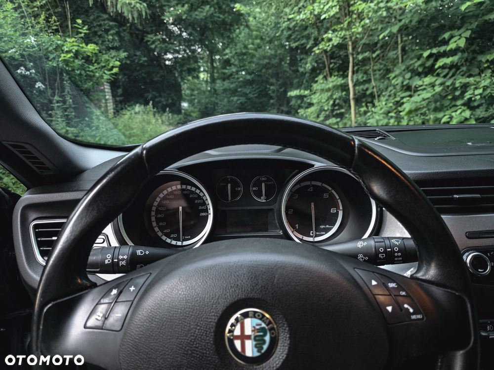Alfa Romeo Giulietta 2.0 JTDM Distinctive - 3