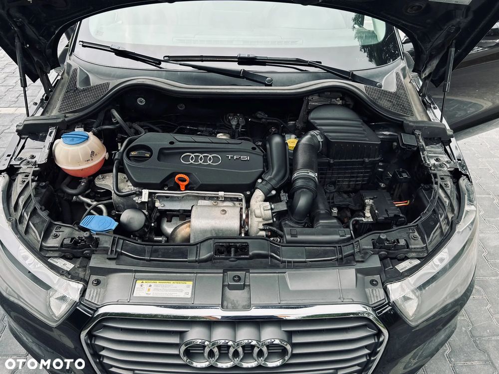 Audi A1 Sportback 1.4 TFSI Attraction - 11