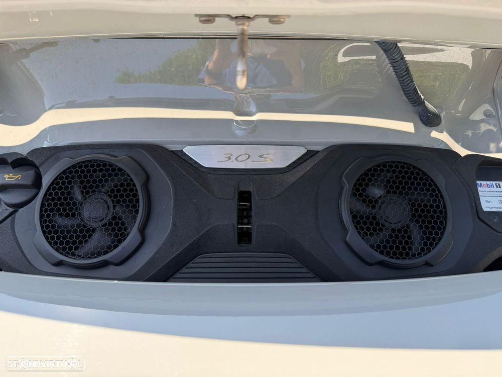 Porsche 911 Série G - 32