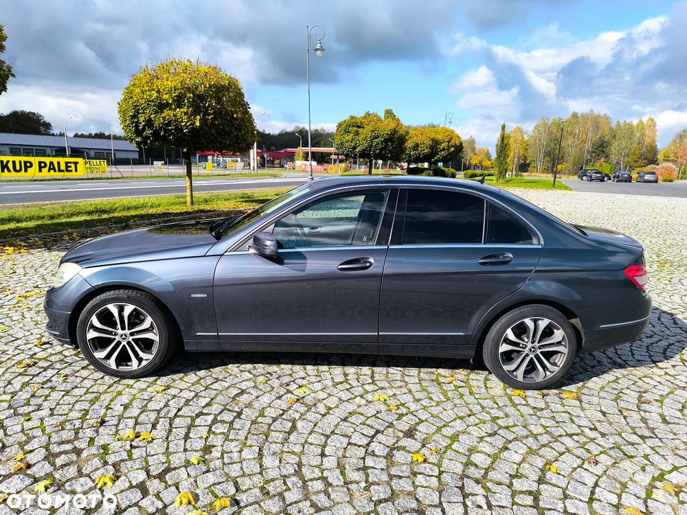 Mercedes-Benz Klasa C 180 Kompressor BlueEFFICIENCY - 4