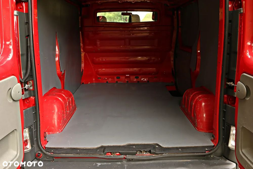Opel Vivaro - 27