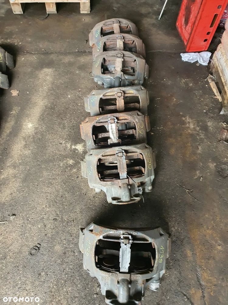 Zacisk hamulcowy DAF FX 106, SN7443, SN7453, prawy, lewy, demontaż - 18