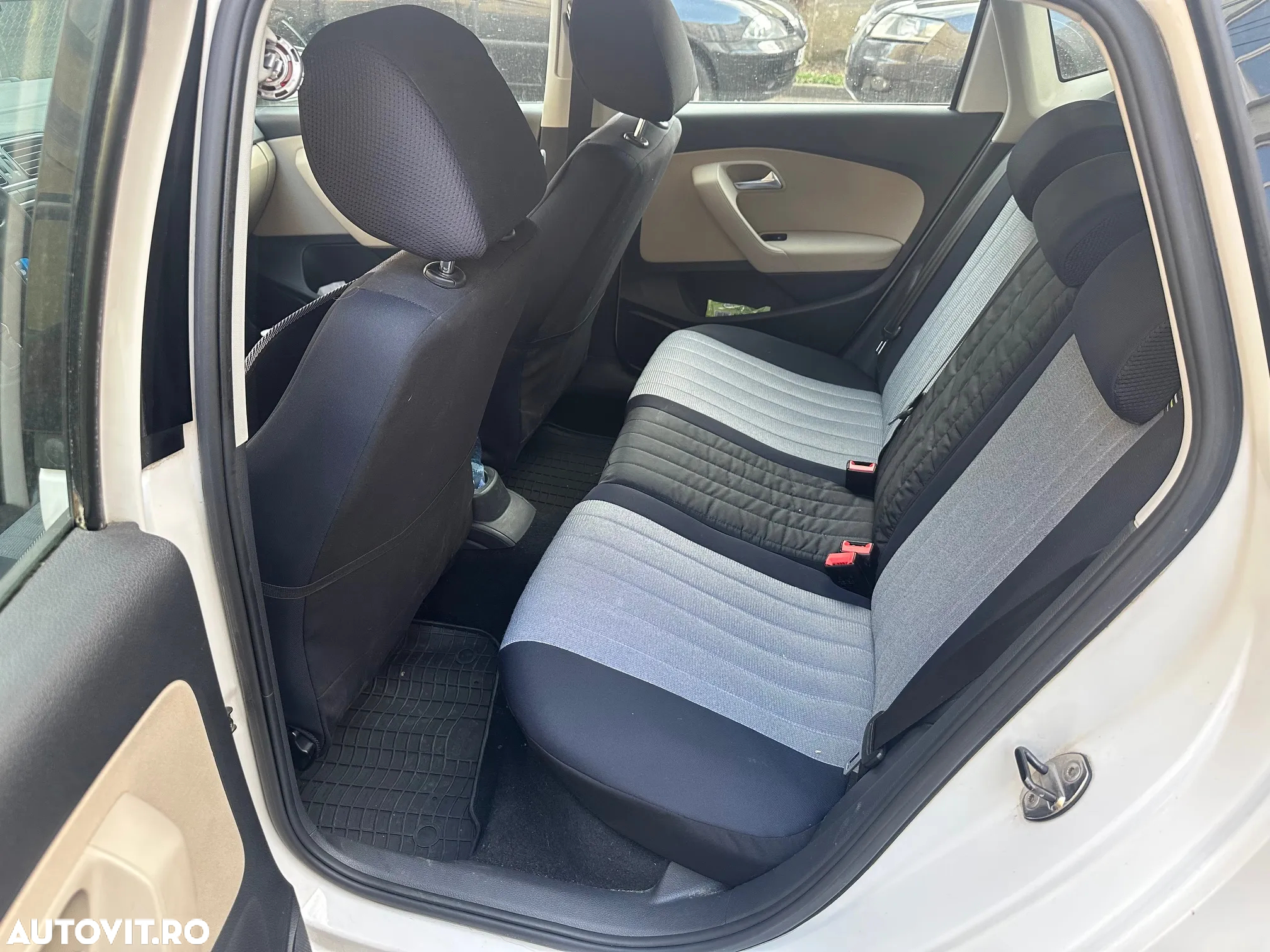 Volkswagen Polo 1.2 TSI Trendline - 6