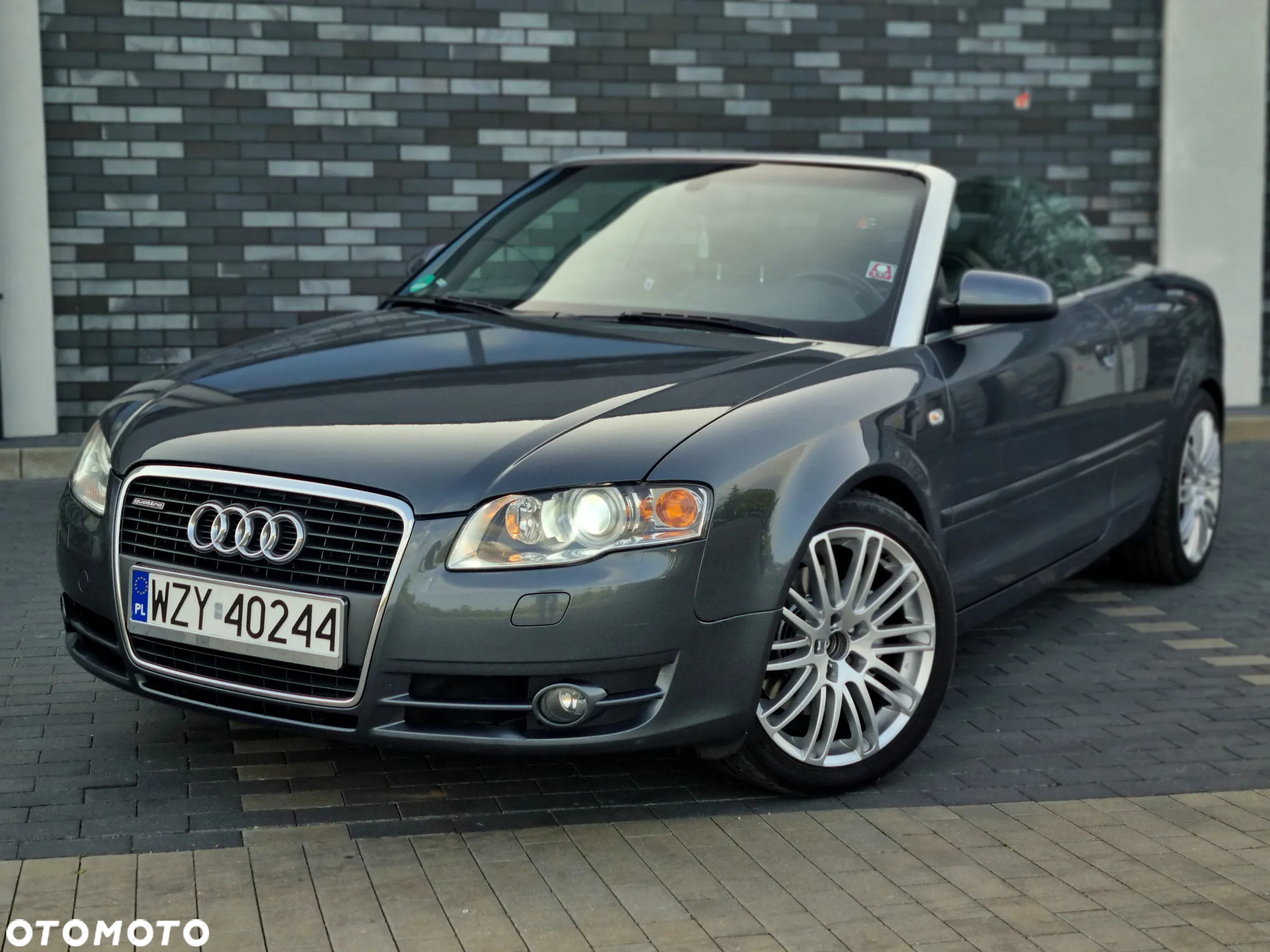 Audi A4 Cabriolet 3.0 TDI DPF quattro tiptronic - 9