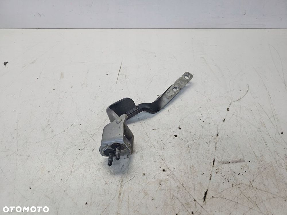 ZAWIAS KLAPY LEWY TYŁ AUDI A1 8X 5-DRZWI 8X4827299 - 2